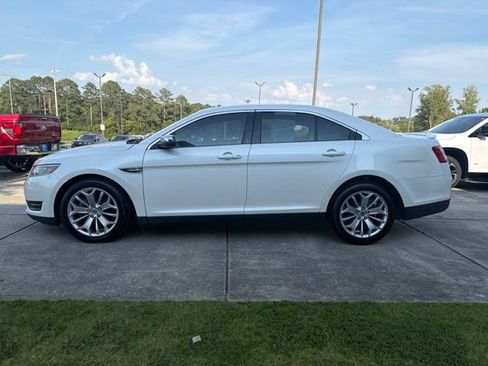 Used 2016 Ford Taurus Limited FWD image 4