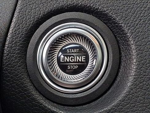 Used 2021 Mercedes-Benz GLC 300 4MATIC Coupe image 20