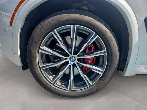 Used 2026 BMW X5 xDrive40i w/ M Sport Package AWD/4WD image 14