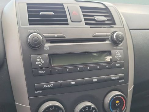Used 2011 Toyota Corolla S FWD image 14