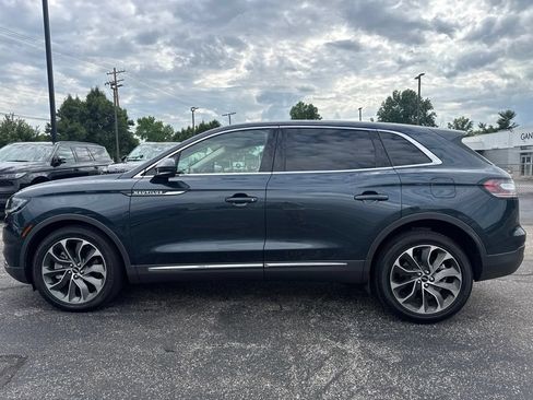 Used 2023 Lincoln Nautilus Reserve AWD/4WD image 7