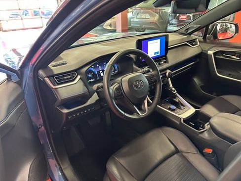 Used 2025 Toyota RAV4 XSE w/ Advanced Technology Package AWD/4WD image 11