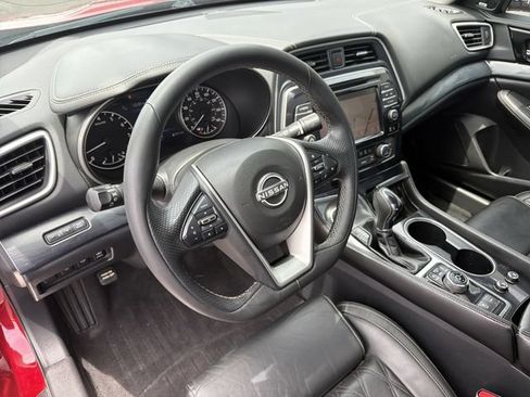 Used 2023 Nissan Maxima Platinum w/ Sport Mat Group FWD image 15
