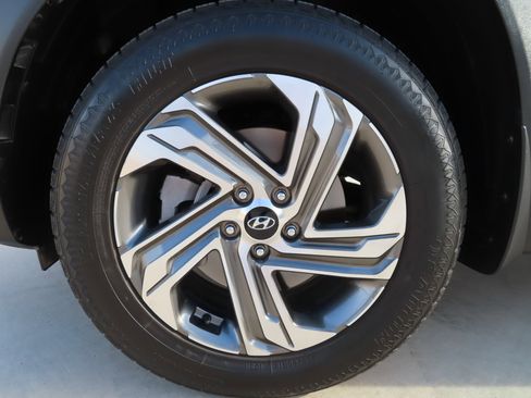 Used 2022 Hyundai Santa Fe SE image 5