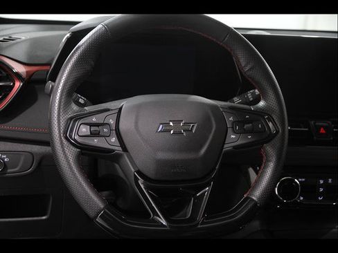 Used 2026 Chevrolet TrailBlazer RS w/ Convenience Package AWD/4WD image 7