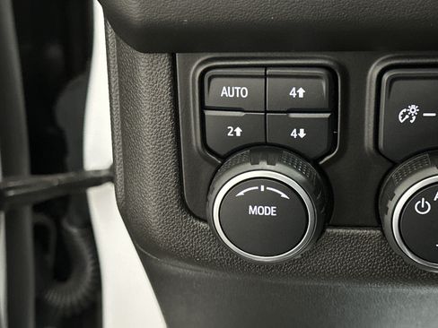 Used 2022 Chevrolet Tahoe RST w/ Luxury Package AWD/4WD image 43