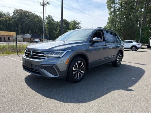 Used 2024 Volkswagen Tiguan S FWD image 2