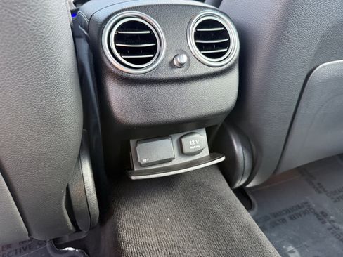 Certified 2019 Mercedes-Benz E 300 4MATIC image 15
