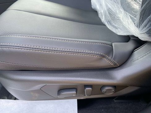 New 2026 Subaru Outback Limited image 9