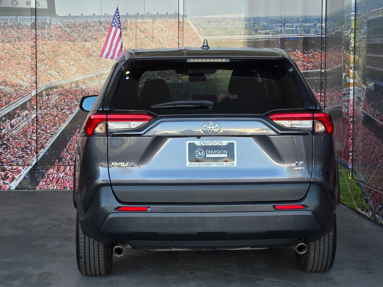 Certified 2025 Toyota RAV4 LE AWD/4WD image 6