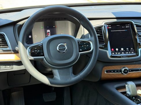 Certified 2023 Volvo XC90 T8 Plus w/ Protection Package Premier AWD/4WD image 14