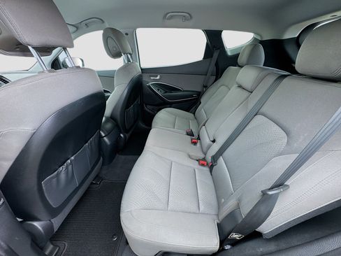 Used 2017 Hyundai Santa Fe Sport image 15