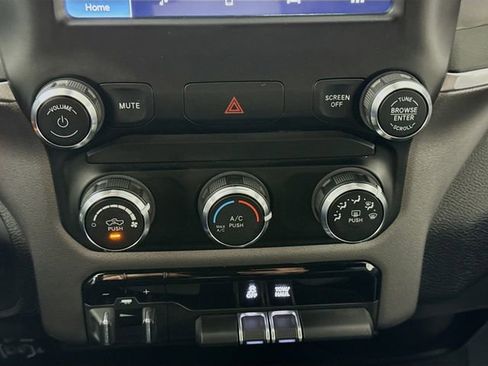 Used 2024 RAM 2500 Big Horn w/ Bed Utility Group image 15