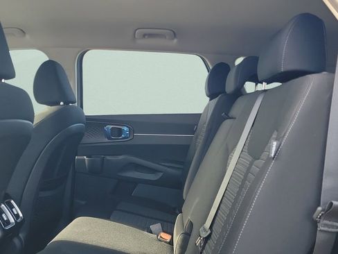 New 2026 Kia Sorento LX FWD image 21