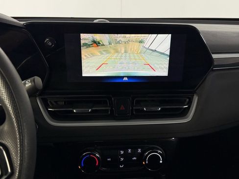 Used 2024 Chevrolet TrailBlazer LT image 16