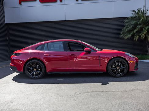 Certified 2025 Porsche Panamera 4 AWD/4WD image 11