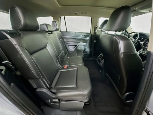 Used 2018 Volkswagen Atlas SEL image 9