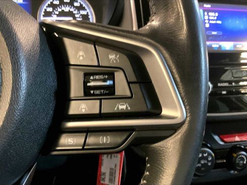 Used 2019 Subaru Forester Premium w/ All-Weather Package image 25