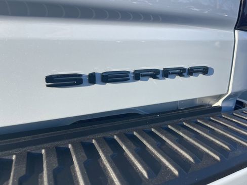 New 2026 GMC Sierra 1500 Denali Ultimate w/ LPO, Black Badging Package image 35