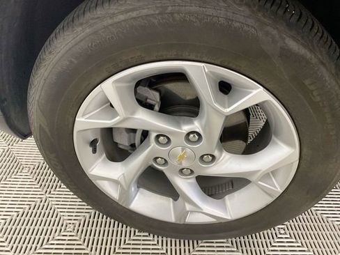 Used 2024 Chevrolet Trax LS w/ LS Convenience Package FWD image 22