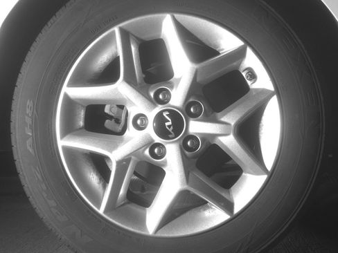 Used 2025 Kia Soul LX w/ LX Technology Package FWD image 22