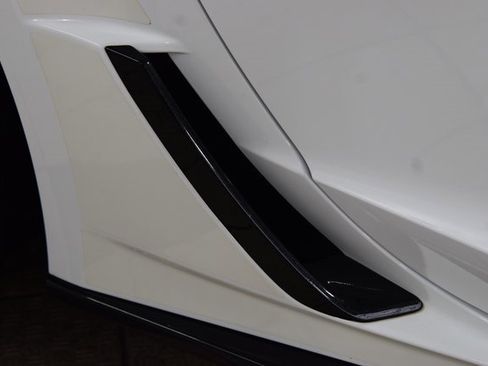 Used 2016 Chevrolet Corvette Z06 w/ 2LZ Preferred Equipment Group image 22