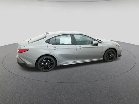 New 2026 Toyota Camry SE image 10