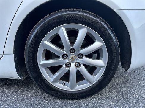 Used 2009 Lexus LS 460 image 36