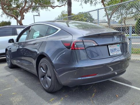 Used 2020 Tesla Model 3 Standard Range Plus RWD image 11