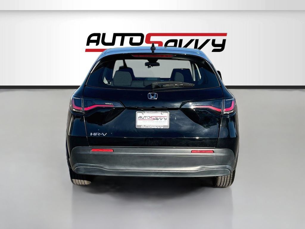 Used 2024 Honda HR-V LX image 6