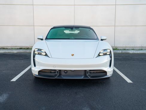 Certified 2021 Porsche Taycan Turbo S image 6