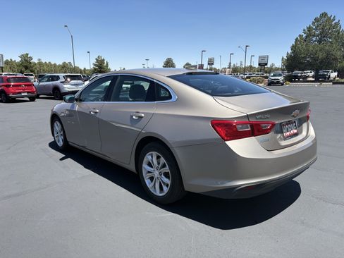Used 2023 Chevrolet Malibu LT FWD image 5