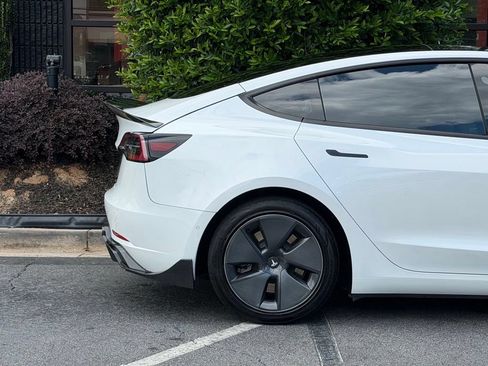 Used 2021 Tesla Model 3 Standard Range Plus RWD image 21