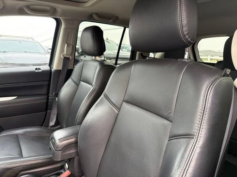 Used 2017 Jeep Compass High Altitude AWD/4WD image 13