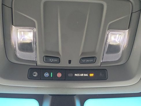 Used 2021 GMC Sierra 1500 SLE image 21