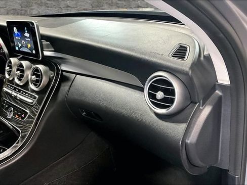 Used 2016 Mercedes-Benz C 300 4MATIC Sedan image 25