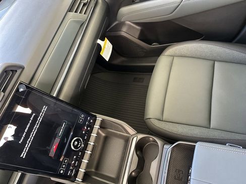 New 2026 GMC Terrain AT4 w/ Convenience Package III AWD/4WD image 24