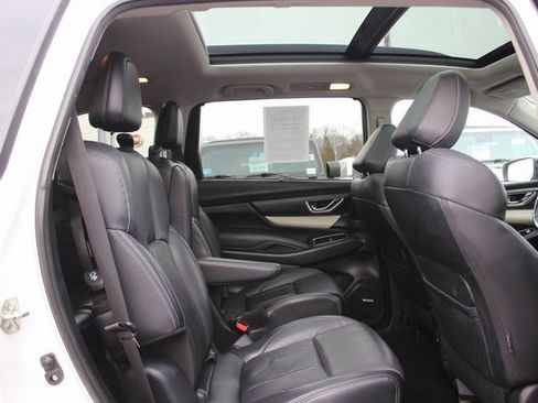 Used 2019 Subaru Ascent Limited image 31