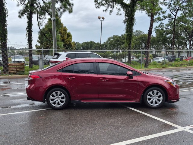 Used 2026 Toyota Corolla LE FWD image 4