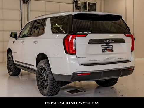 Used 2024 GMC Yukon Denali Ultimate AWD/4WD image 7