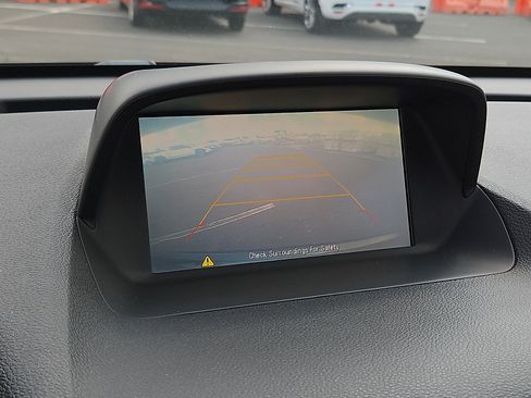 Used 2015 Buick Encore Leather FWD image 17