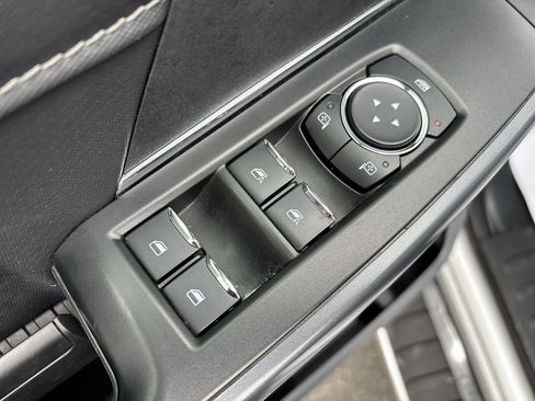 Used 2025 Ford F150 XLT w/ Equipment Group 301A Standard image 15