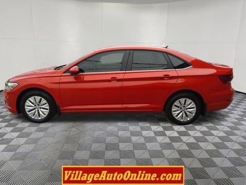Used 2019 Volkswagen Jetta S w/ Driver Assistance Package image 9