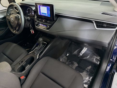 Used 2024 Toyota Corolla LE FWD image 31