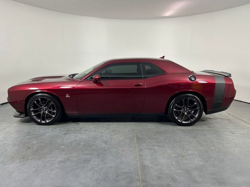Used 2020 Dodge Challenger R/T Scat Pack RWD image 2