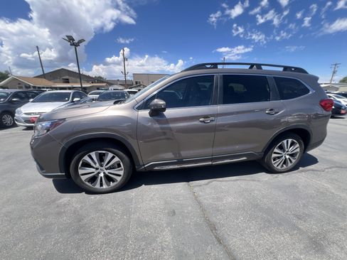 Used 2021 Subaru Ascent Limited w/ Technology Package AWD/4WD image 5