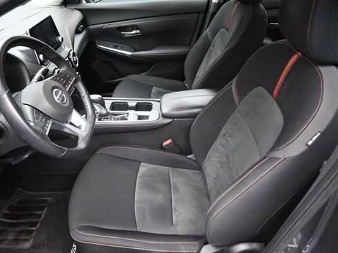 Used 2021 Nissan Sentra SR image 10