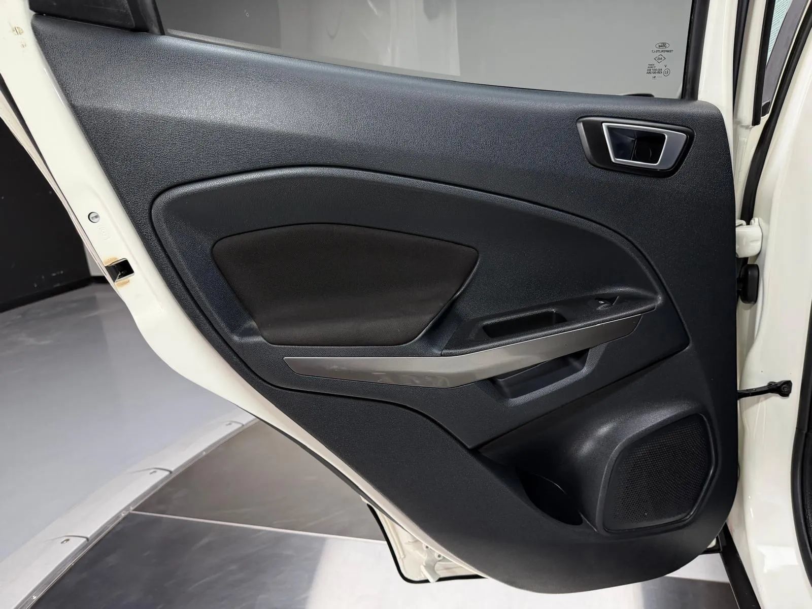 Used 2019 Ford EcoSport SE w/ SE Convenience Package FWD image 16