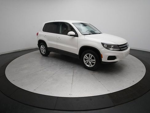Used 2013 Volkswagen Tiguan SEL image 13