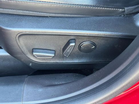 Used 2023 Ford Escape Platinum image 25